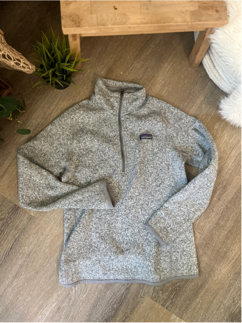 Women's Patagonia Gray Quarter-Zip Sweater M